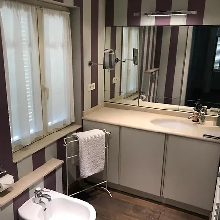 Superbe De 4 Chambres, Centre Tropez, A 2 Pas Du Port Апартаменти